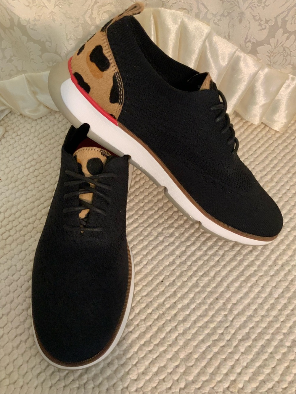 COLE HAAN